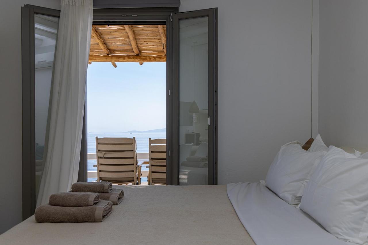 Big Blue Suites & Apartments 키오니아 외부 사진